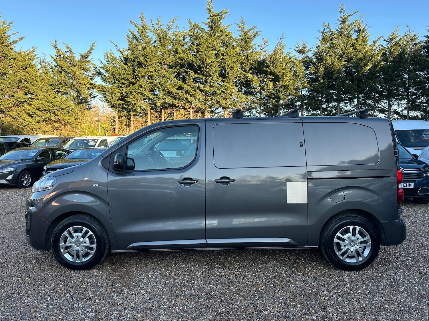 Used Vauxhall Vivaro 2022 for sale - 76735138: Photo 2