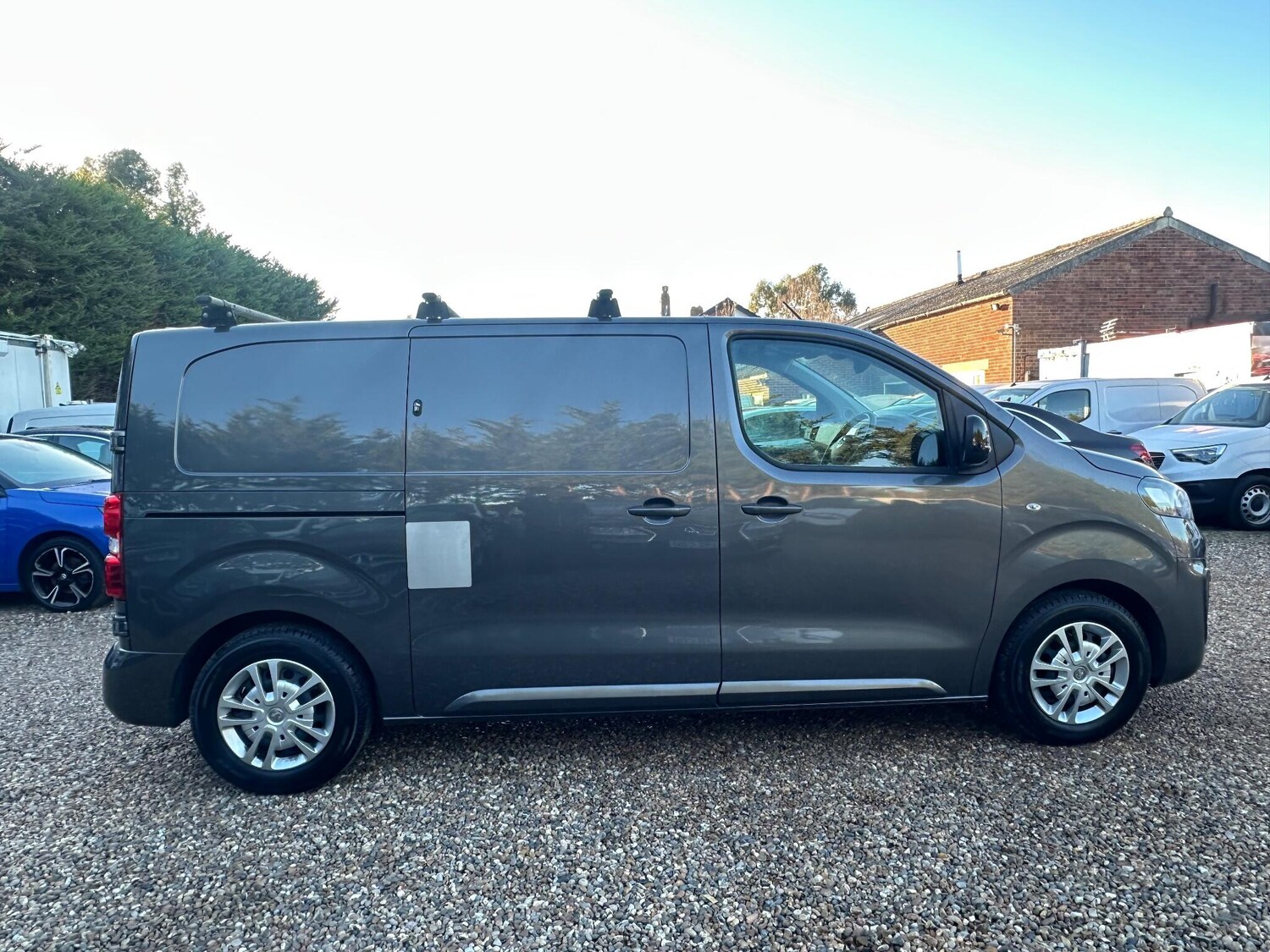 Used Vauxhall Vivaro 2022 for sale - 76735138: Photo 6