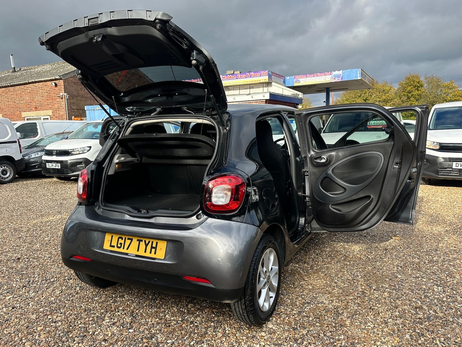 Used smart forfour 2017 for sale - 76360037: Photo 23