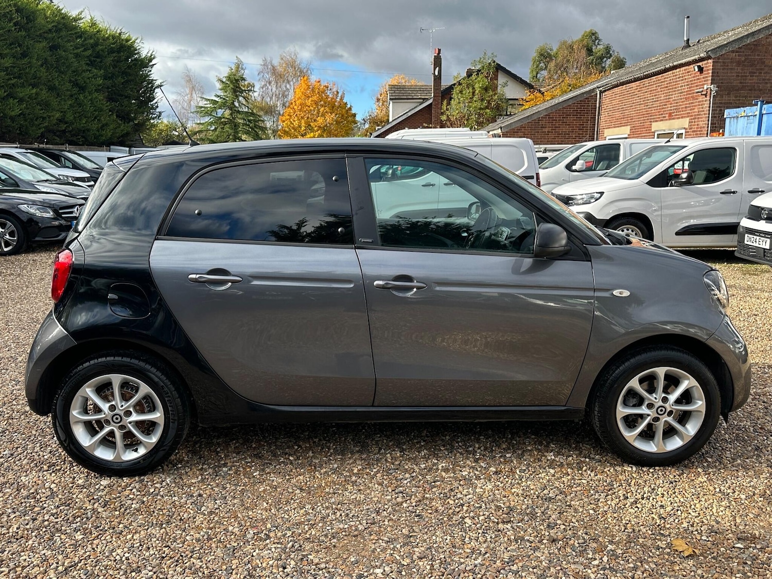 Used smart forfour 2017 for sale - 76360037: Photo 6