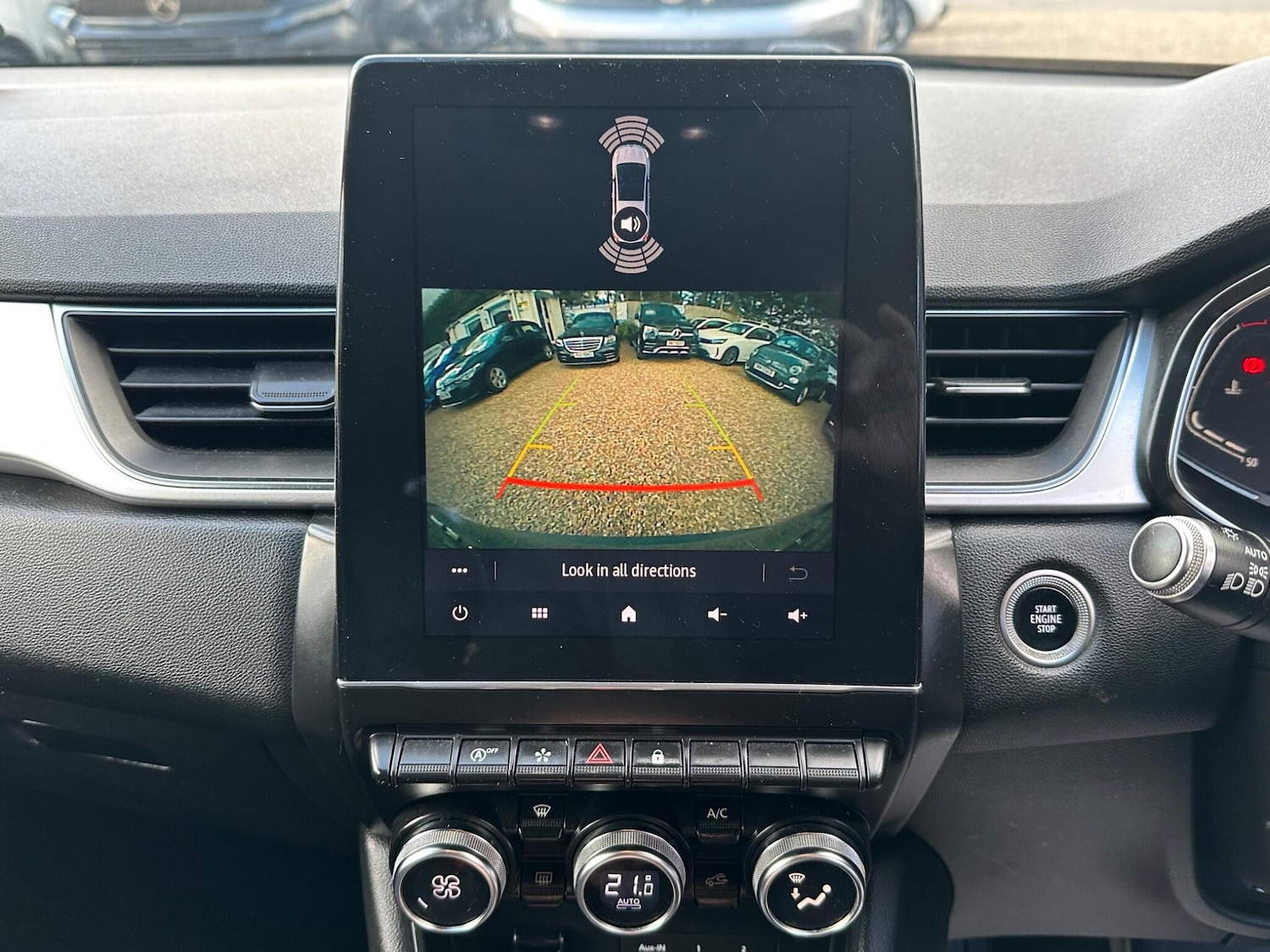 Used Renault Captur 2020 for sale - 77839457: Photo 13