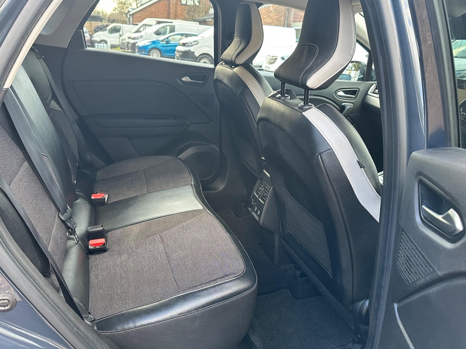 Used Renault Captur 2020 for sale - 77839457: Photo 14