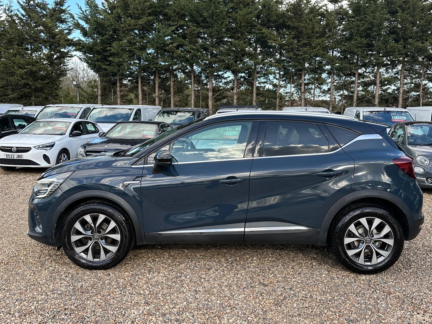Used Renault Captur 2020 for sale - 77839457: Photo 2