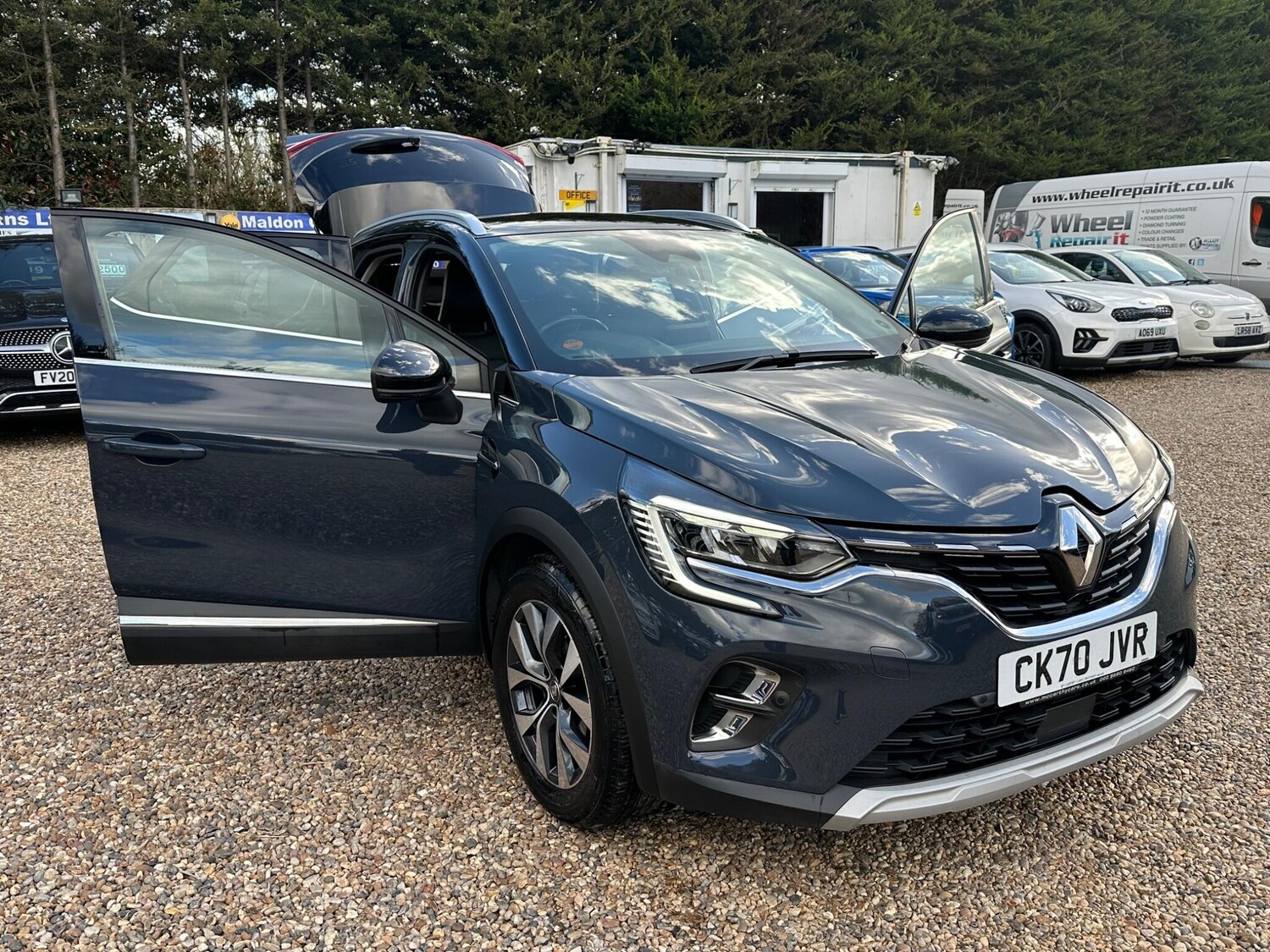 Used Renault Captur 2020 for sale - 77839457: Photo 25