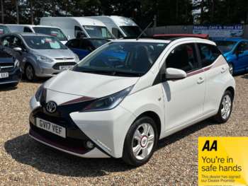 2017 (17) - 1.0 VVT-i x-claim Funroof Euro 6 5dr