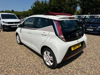 Used Toyota AYGO 2017 for sale - 74934982: Photo