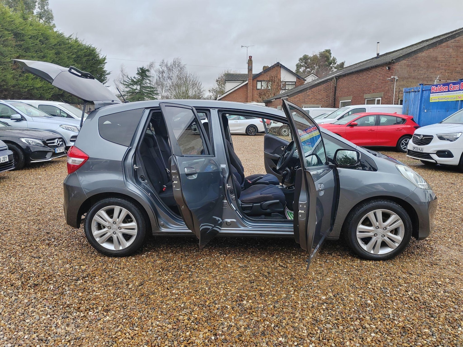 Used Honda Jazz 2014 for sale - 77279033: Photo 24