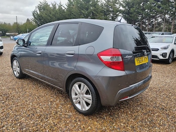 Used Honda Jazz 2014 for sale - 77279033: Photo