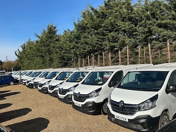 Renault Trafic feature image