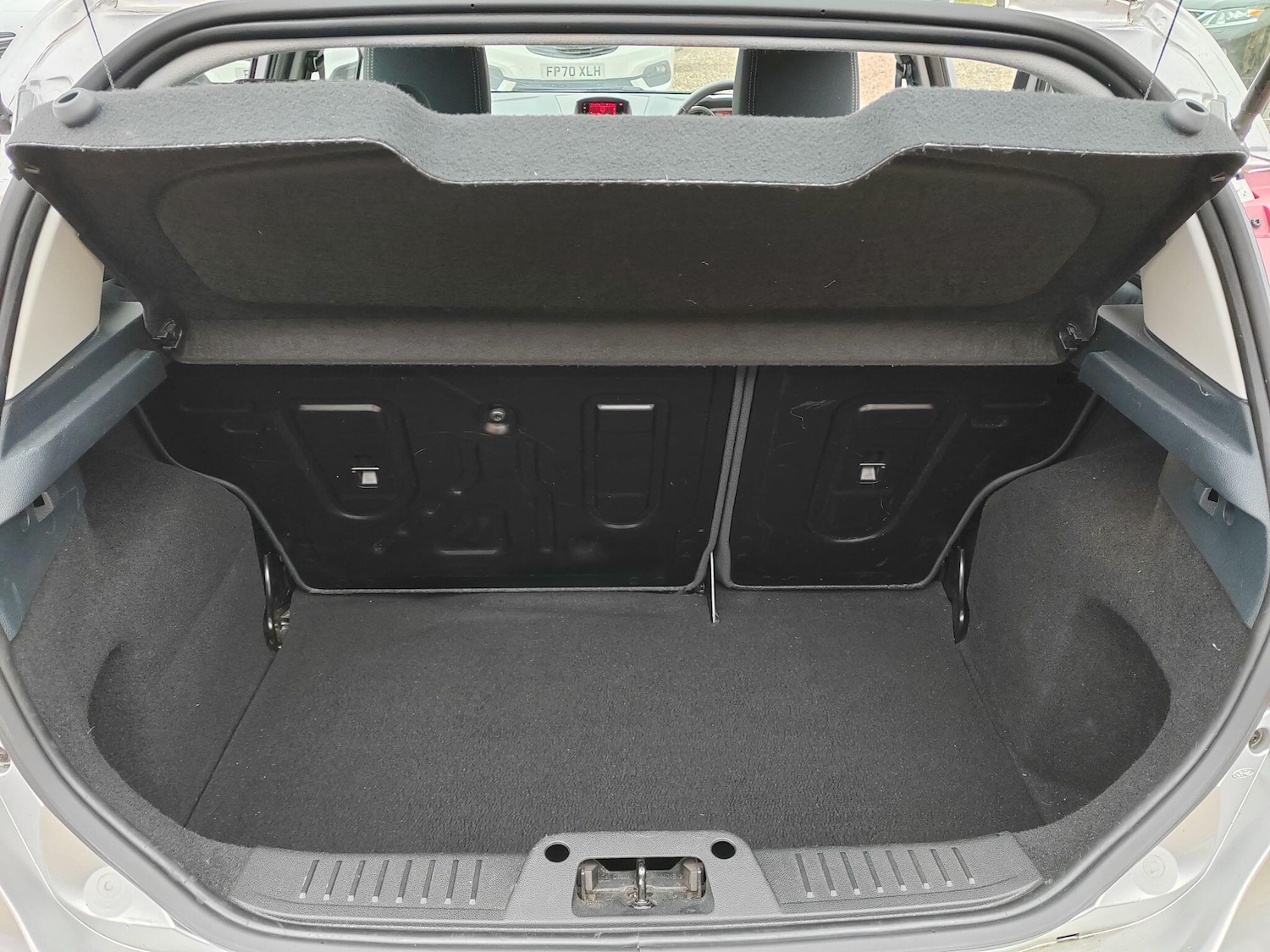 Used Ford Fiesta 2010 for sale - 77067123: Photo 13