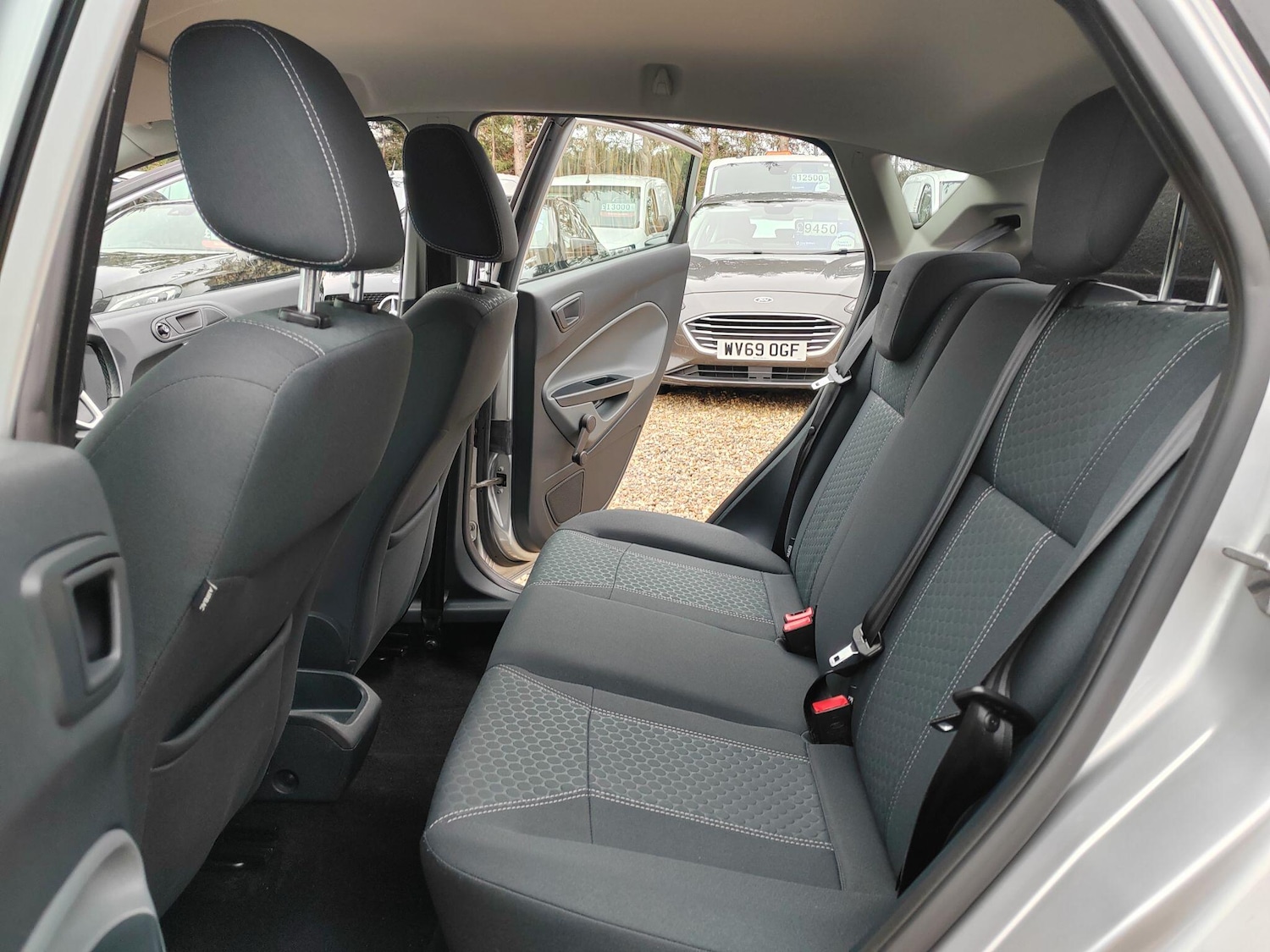 Used Ford Fiesta 2010 for sale - 77067123: Photo 14