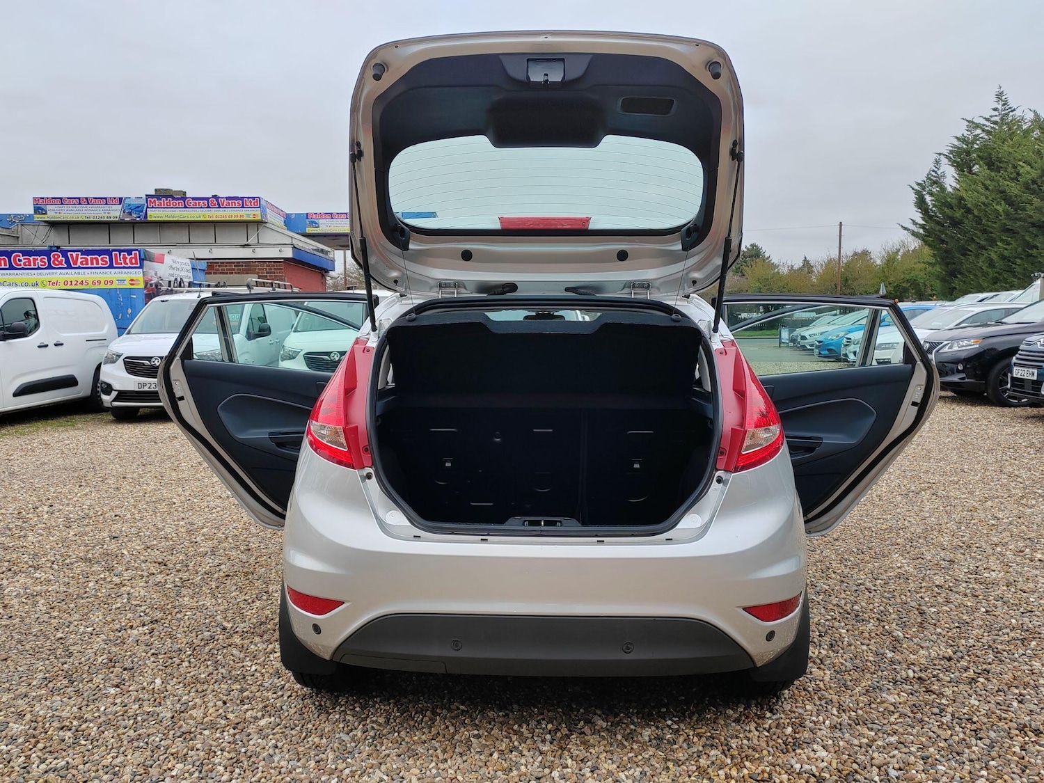 Used Ford Fiesta 2010 for sale - 77067123: Photo 20