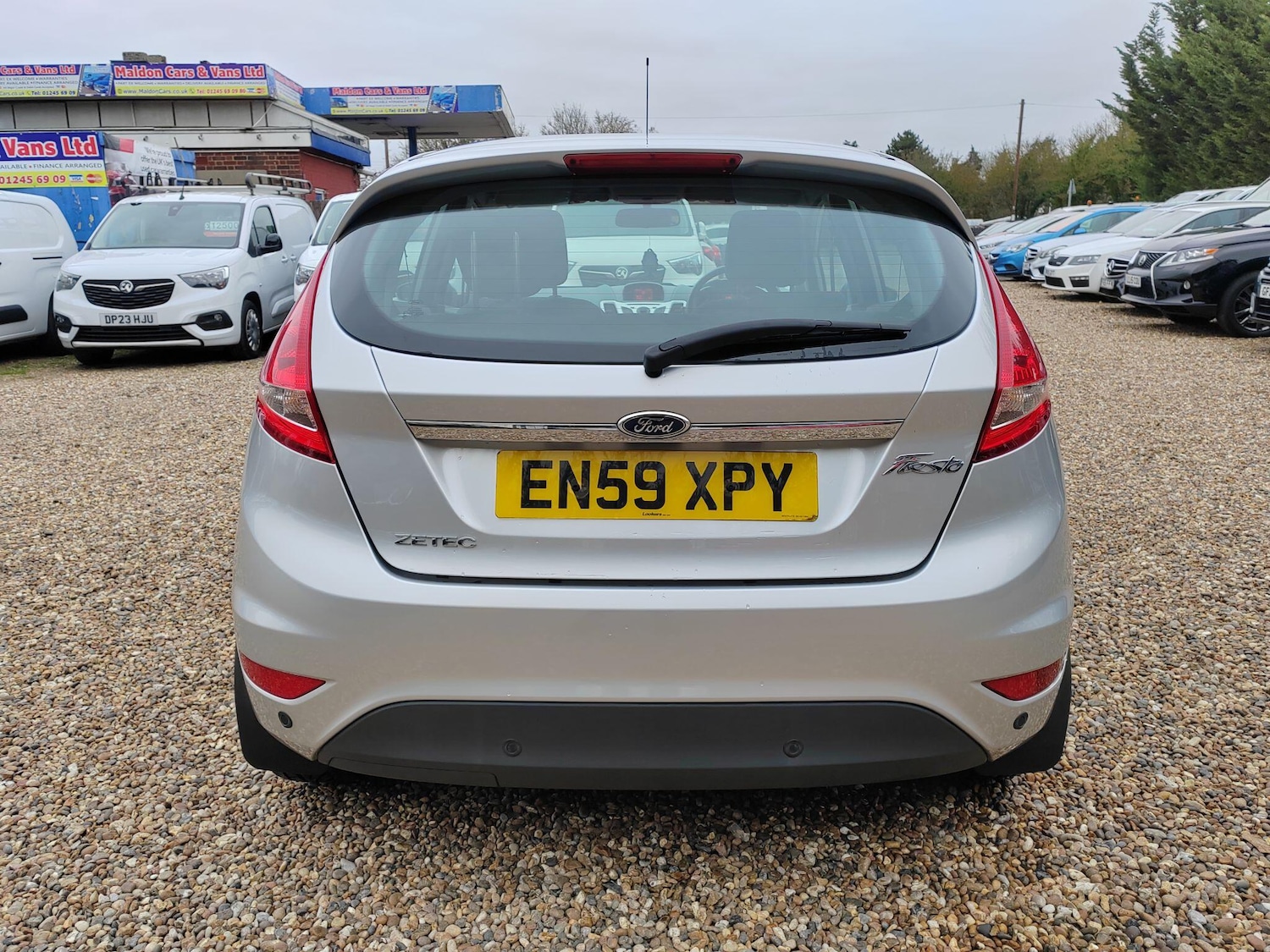 Used Ford Fiesta 2010 for sale - 77067123: Photo 4