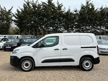 Used Citroen Berlingo 2023 for sale - 78100368: Photo