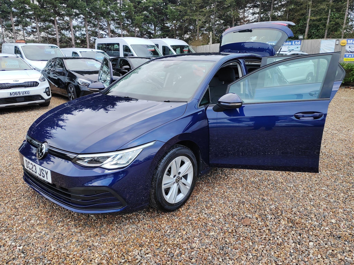 Used Volkswagen Golf 2023 for sale - 77215240: Photo 23