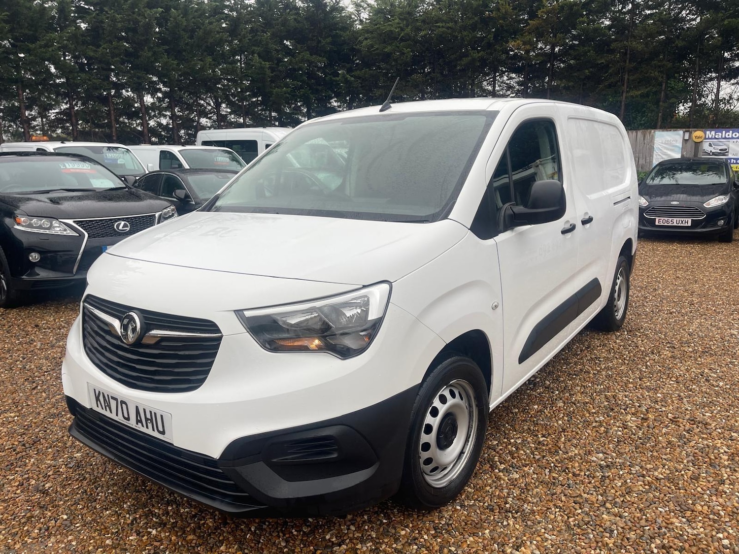 Used Vauxhall Combo 2020 for sale - 76573629: Photo 1