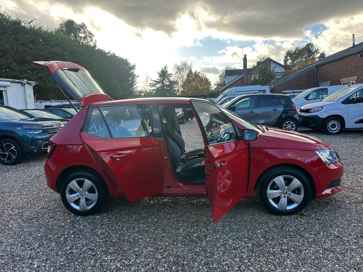 Used Skoda Fabia 2017 for sale - 76377838: Photo 24