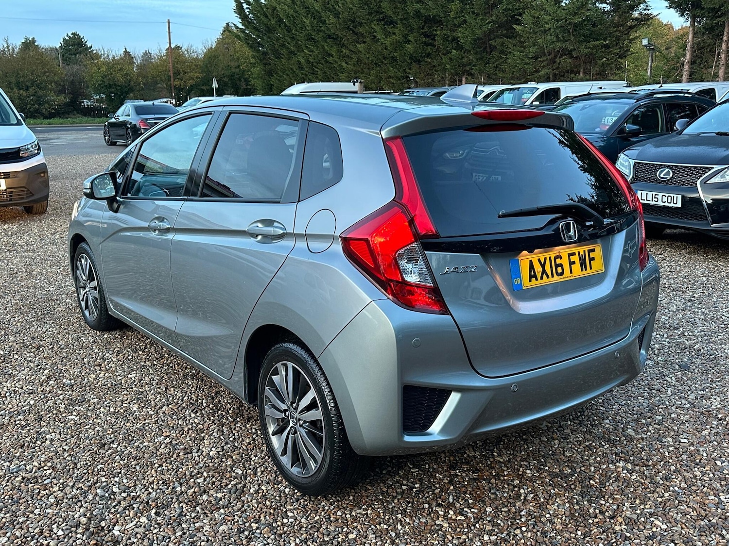 Used Honda Jazz 2016 for sale - 76538985: Photo 3