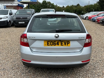 Used Skoda Rapid Spaceback 2014 for sale - 78585536: Photo