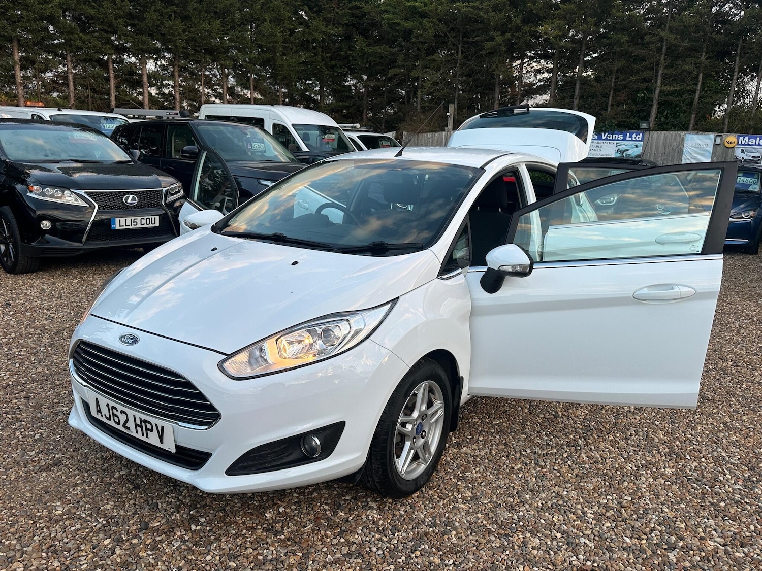 Used Ford Fiesta 2013 for sale - 76370874: Photo 17