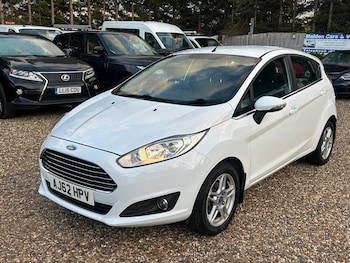 2013 (62) - 1.0T EcoBoost Zetec Euro 5 (s/s) 5dr