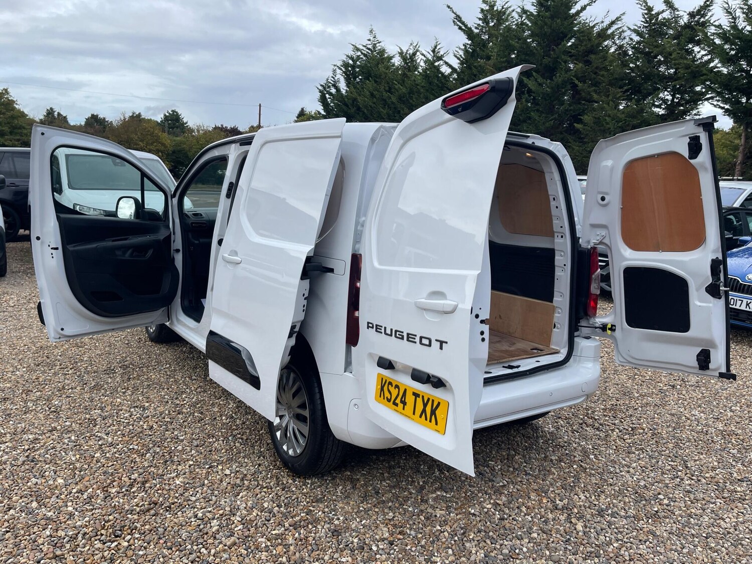 Vehicle 28