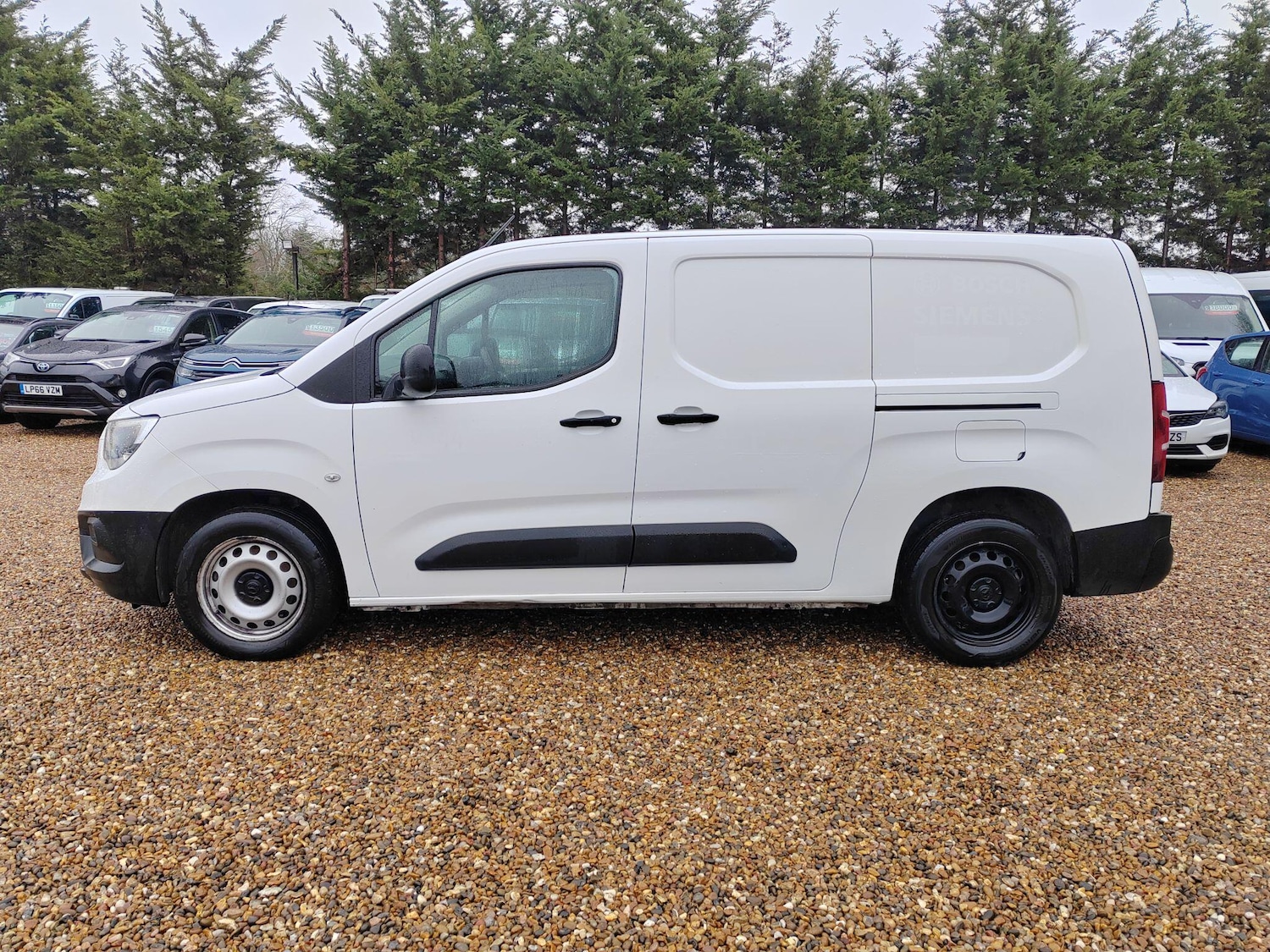 Used Vauxhall Combo 2020 for sale - 77120743: Photo 2