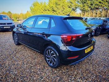 Used Volkswagen Polo 2021 for sale - 76899557: Photo