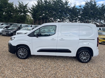 Used Citroen Berlingo 2024 for sale - 75564164: Photo