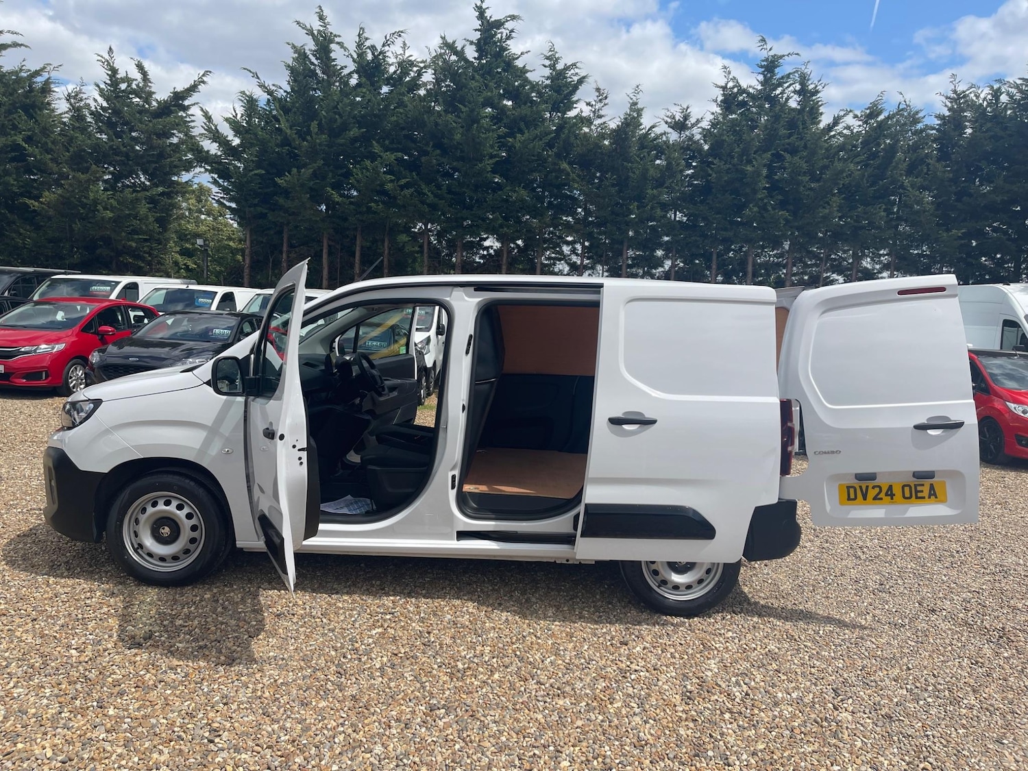 Used Vauxhall Combo 2024 for sale - 76398451: Photo 29