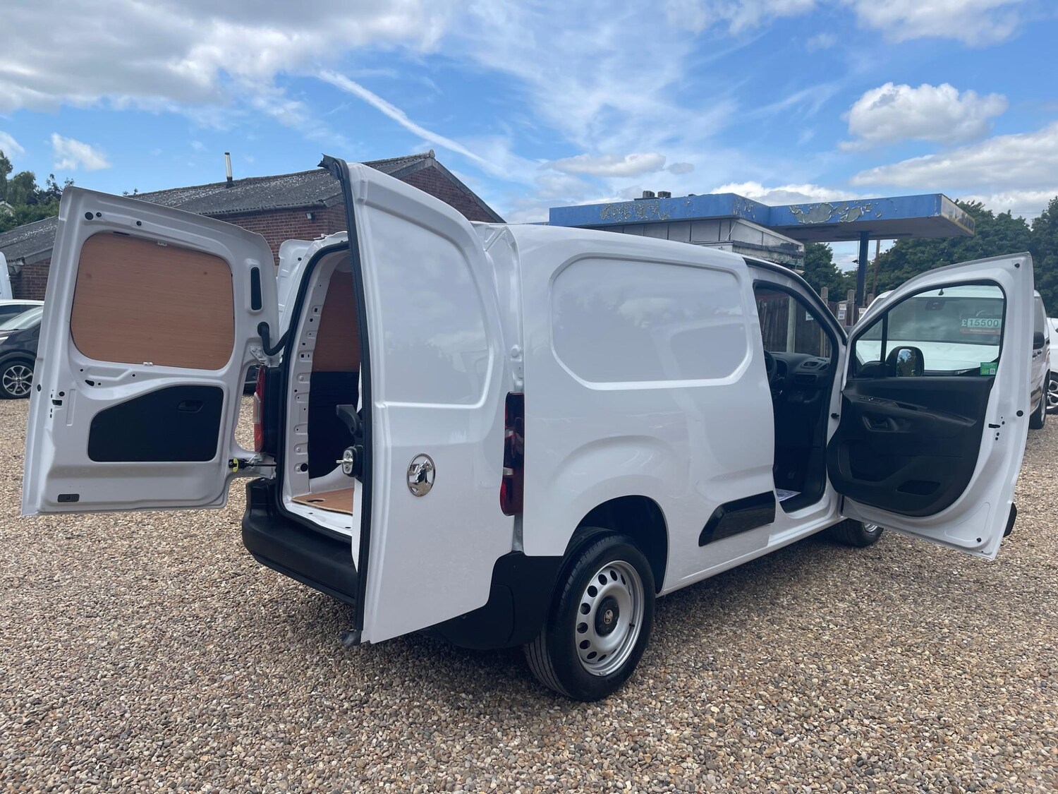 Used Vauxhall Combo 2024 for sale - 76398451: Photo 32