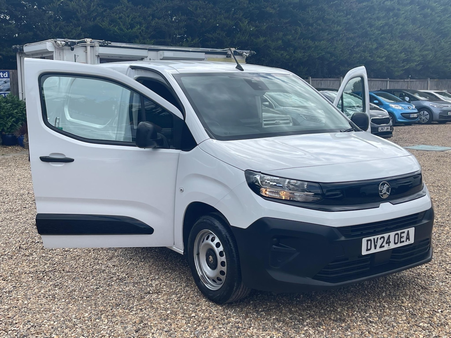 Used Vauxhall Combo 2024 for sale - 76398451: Photo 34