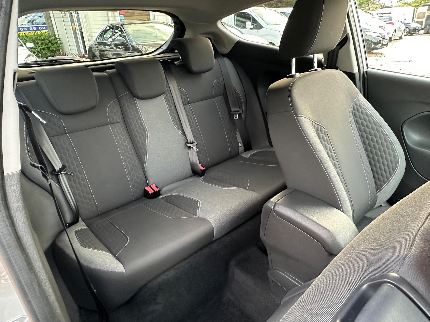 Used Ford Fiesta 2015 for sale - 76801251: Photo 13