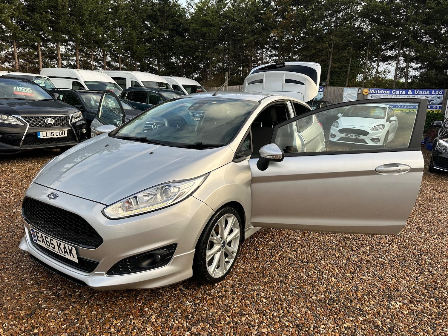 Used Ford Fiesta 2015 for sale - 76801251: Photo 18