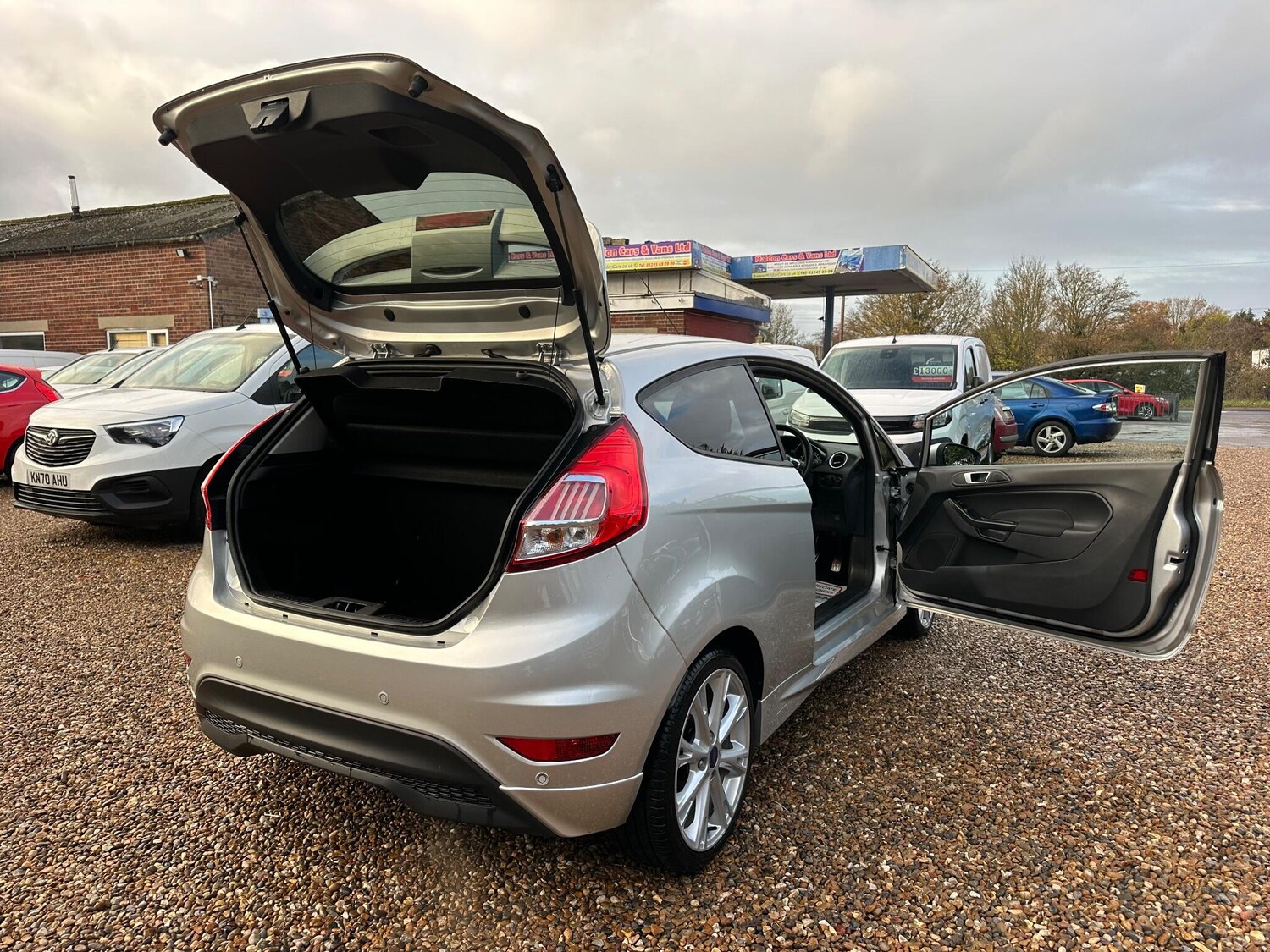 Used Ford Fiesta 2015 for sale - 76801251: Photo 22