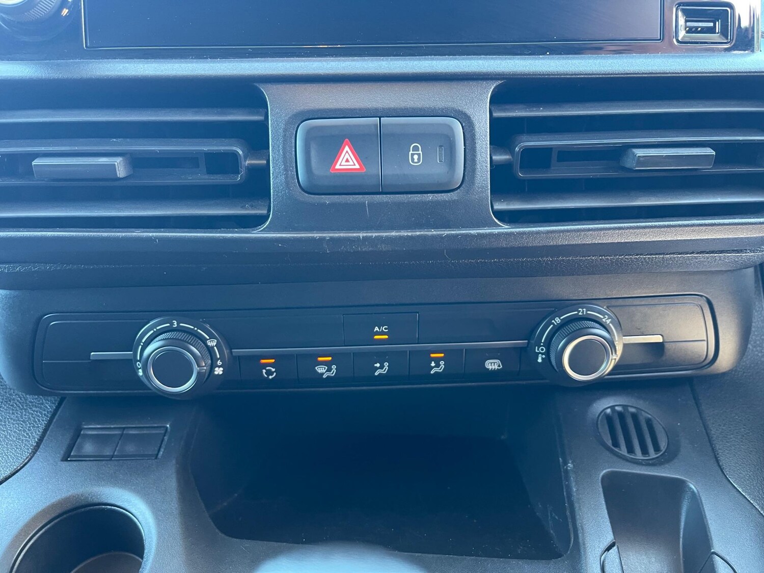 Used Peugeot Partner 2021 for sale - 76458027: Photo 17