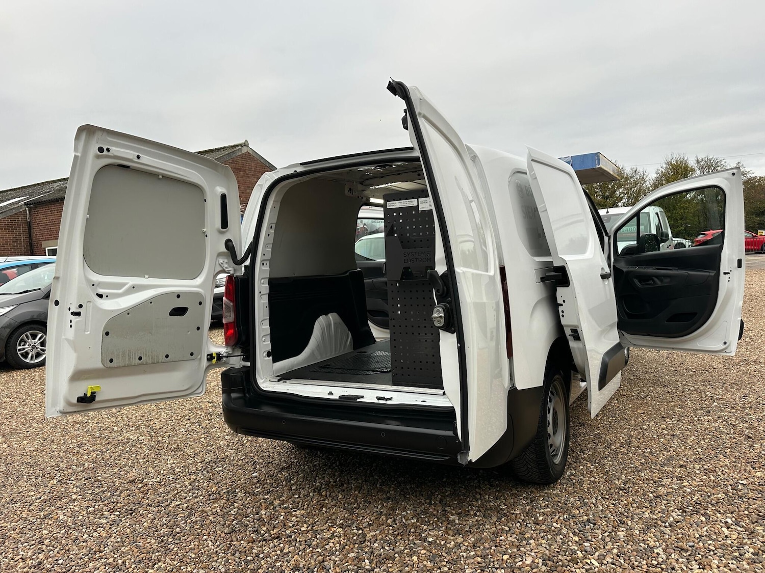 Used Vauxhall Combo 2020 for sale - 76572488: Photo 23