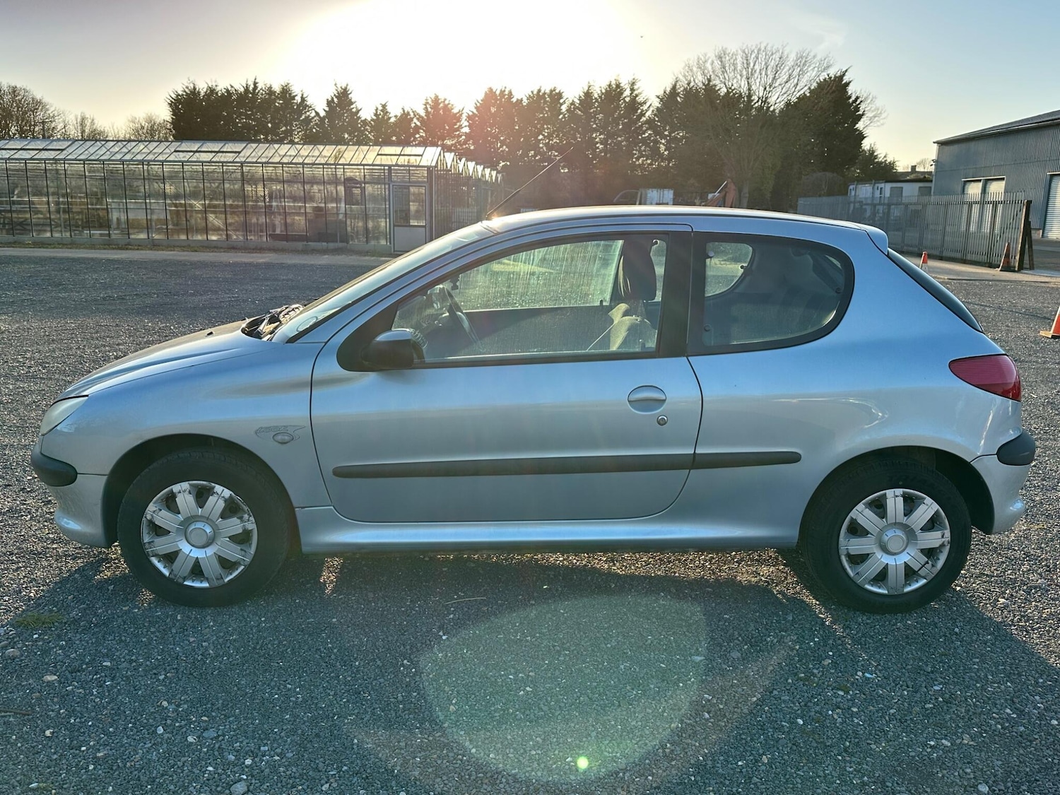 Used Peugeot 206 2002 for sale - 77970700: Photo 2