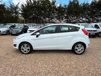 Used Ford Fiesta 2015 for sale - 79645130: Photo