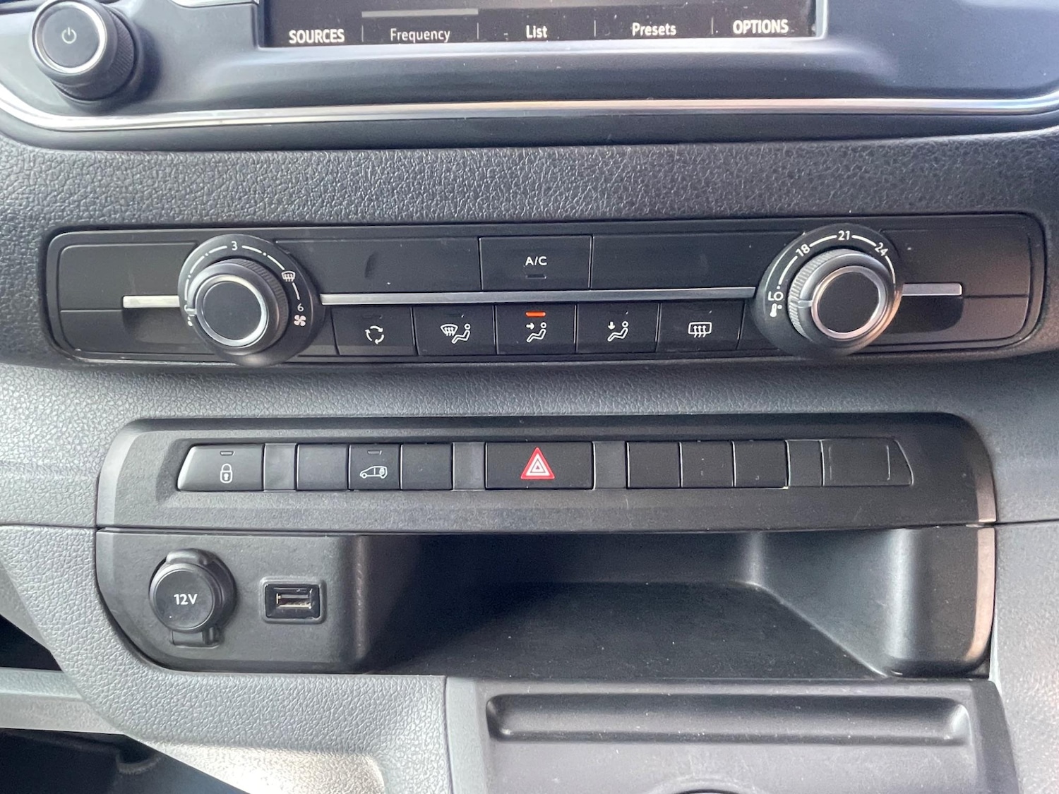 Used Vauxhall Vivaro 2021 for sale - 76283260: Photo 15