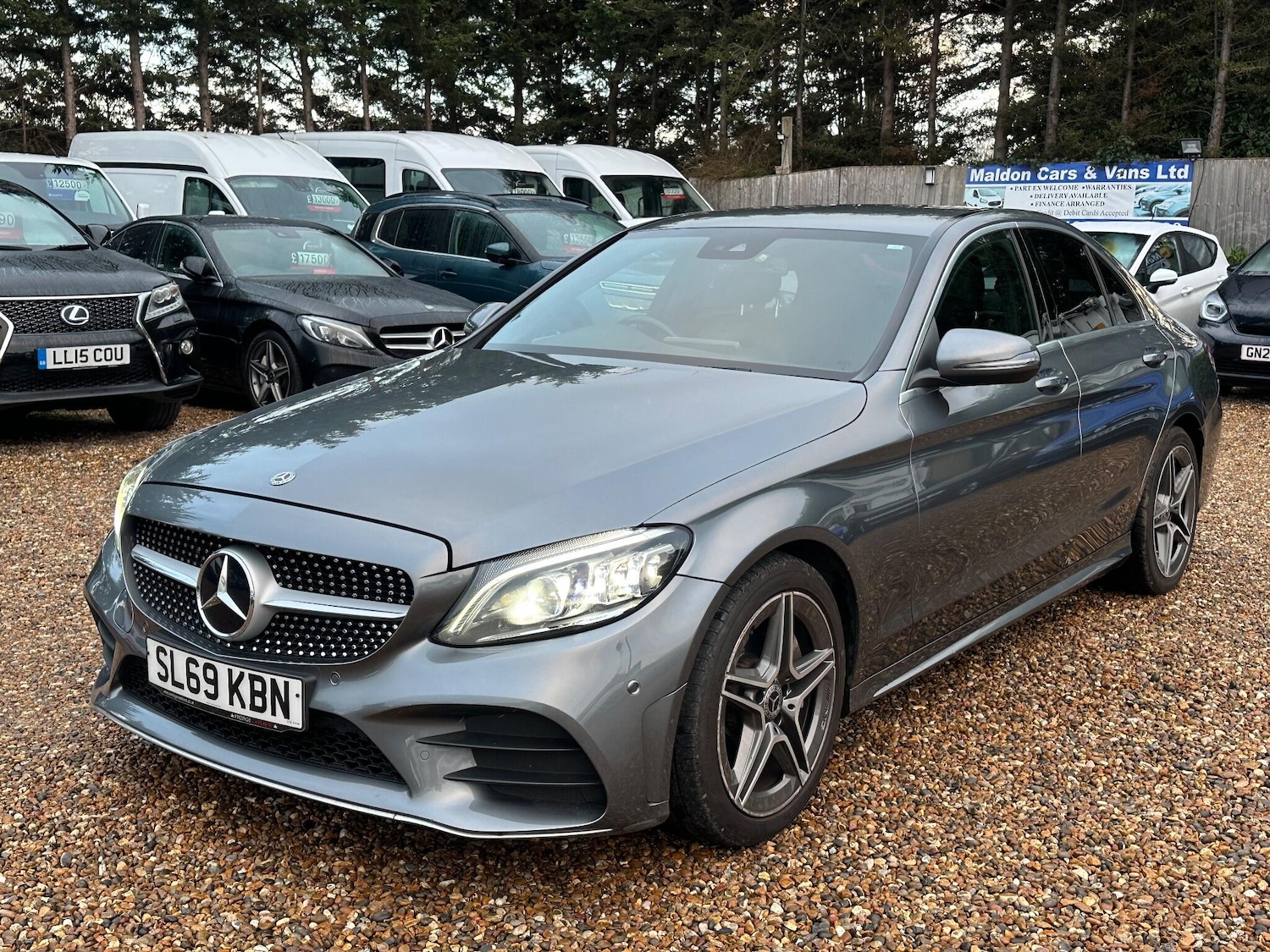 Used Mercedes-Benz C Class 2020 for sale - 76688959: Photo 1