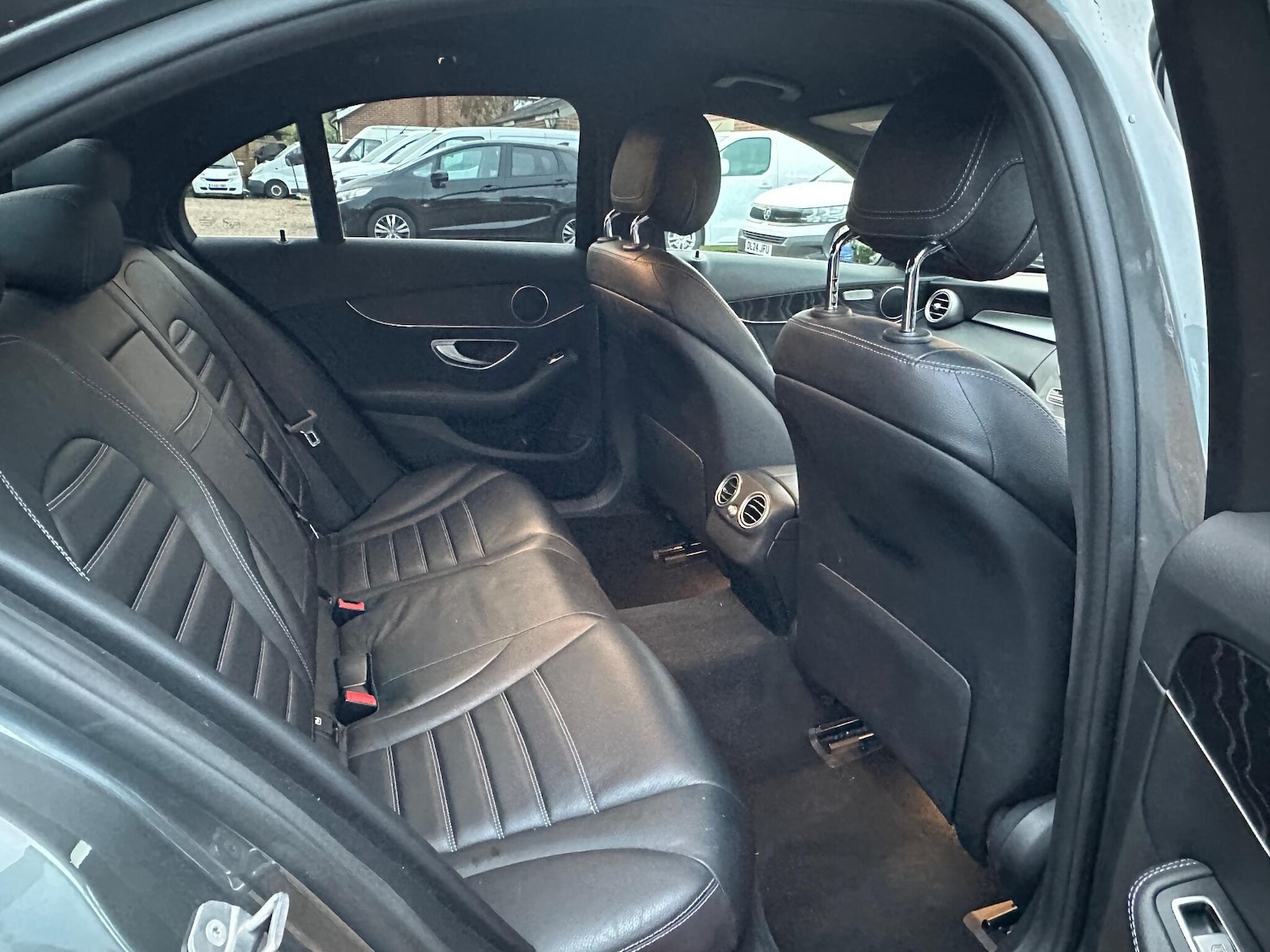 Used Mercedes-Benz C Class 2020 for sale - 76688959: Photo 14