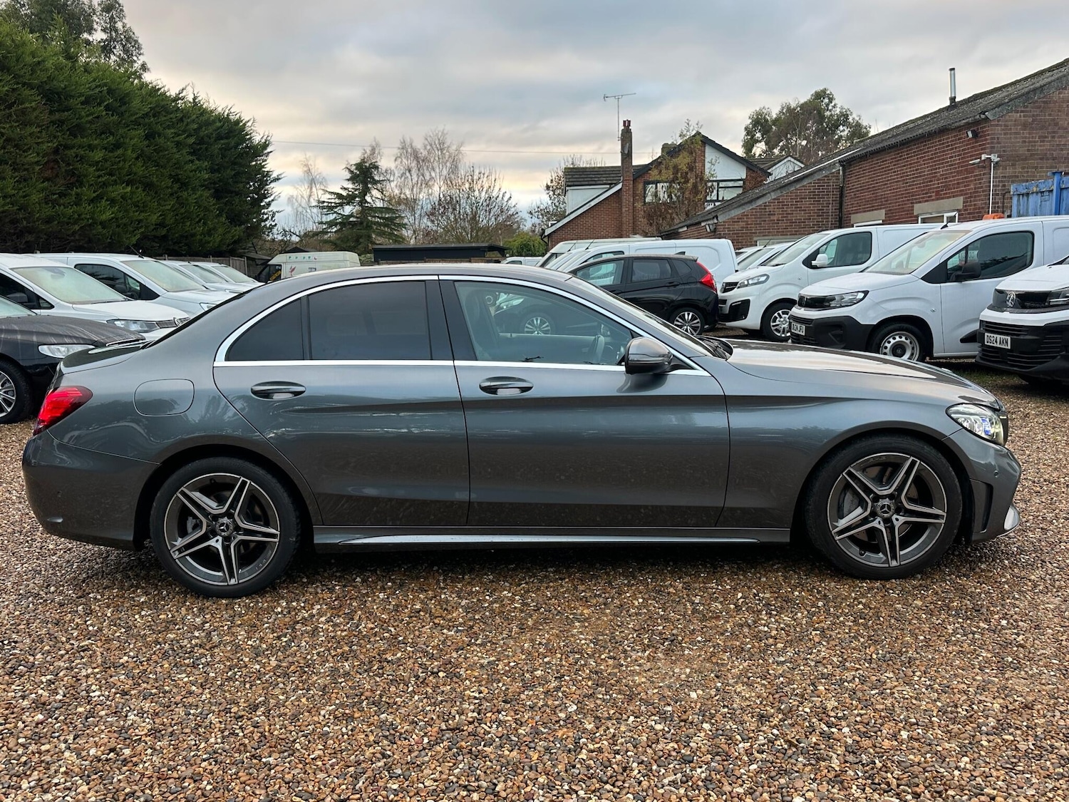 Used Mercedes-Benz C Class 2020 for sale - 76688959: Photo 6