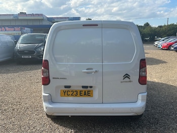 Used Citroen Berlingo 2023 for sale - 79093750: Photo