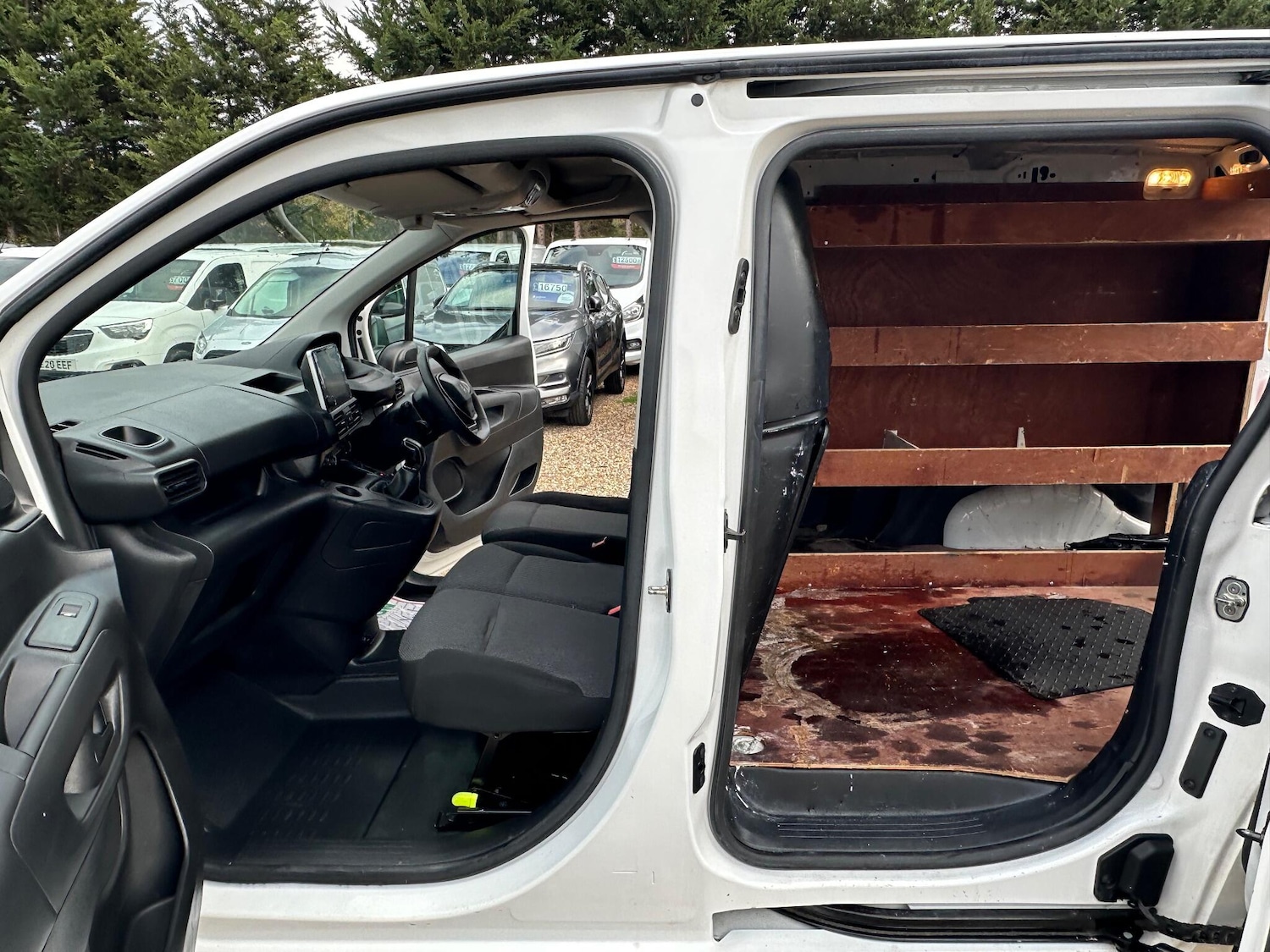 Used Peugeot Partner 2020 for sale - 76370144: Photo 15