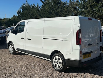 Used Renault Trafic 2024 for sale - 79093742: Photo