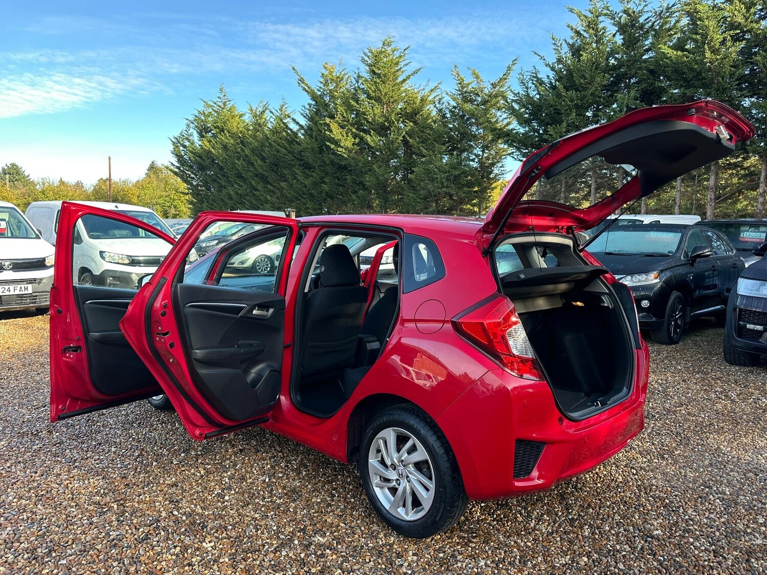 Used Honda Jazz 2015 for sale - 76389302: Photo 22