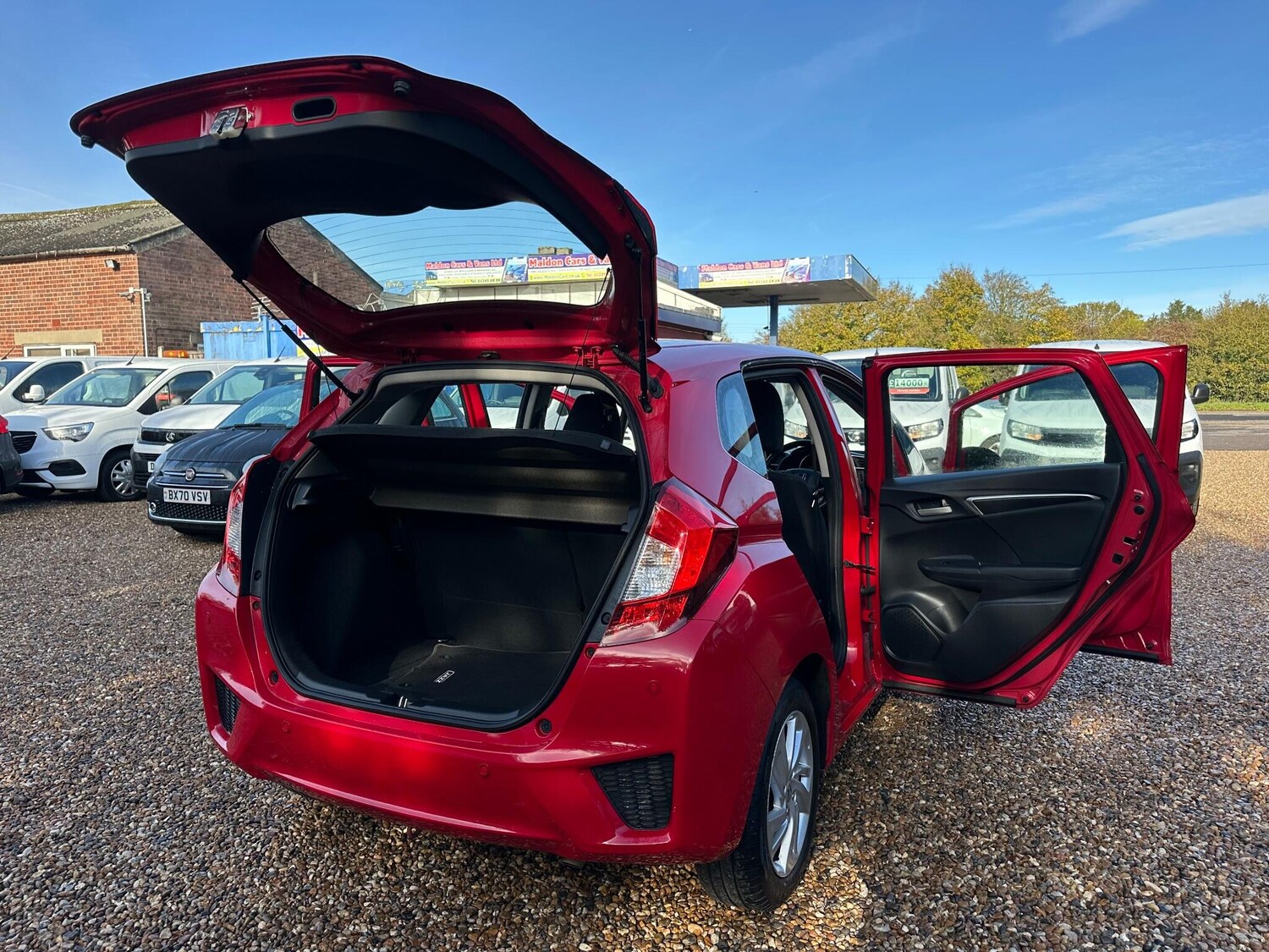 Used Honda Jazz 2015 for sale - 76389302: Photo 24