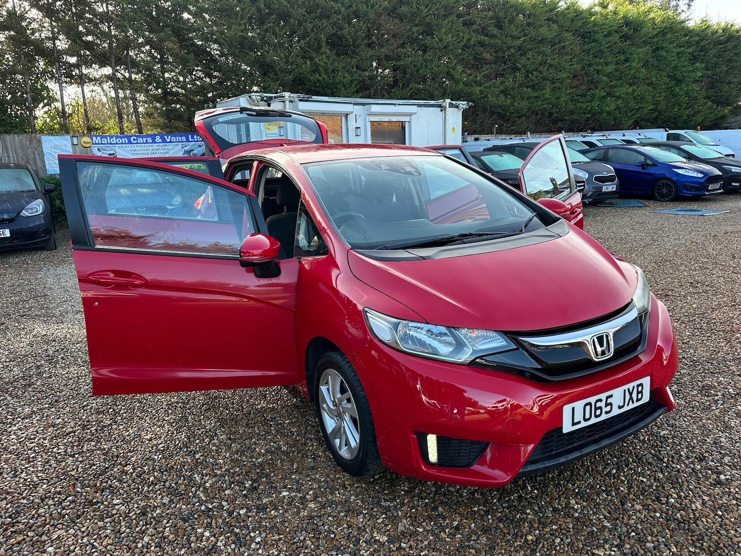 Used Honda Jazz 2015 for sale - 76389302: Photo 26