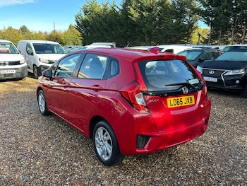 Used Honda Jazz 2015 for sale - 76389302: Photo